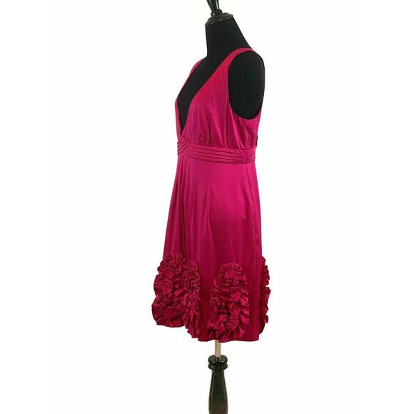 Wayne Cooper Fuchsia Appliqué Deep V neck Cocktail Dress Size 4 - Picture 6 of 10